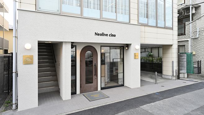 Neolive ROA 鶴川店